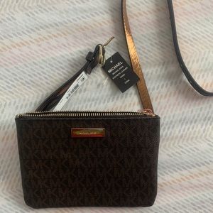 Signature Fanny Pack Belt bag NWT